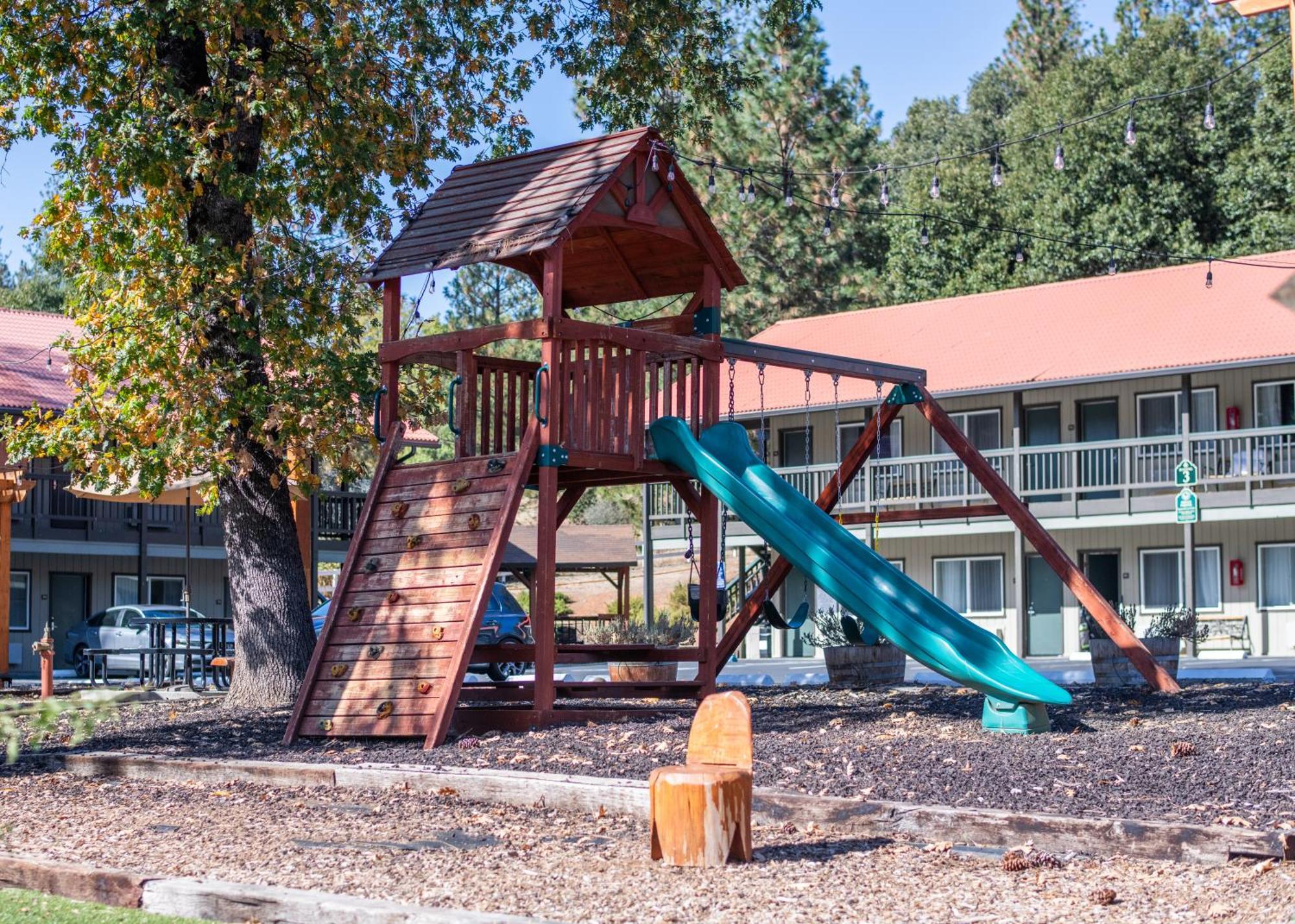 Yosemite Westgate Lodge Groveland Ngoại thất bức ảnh