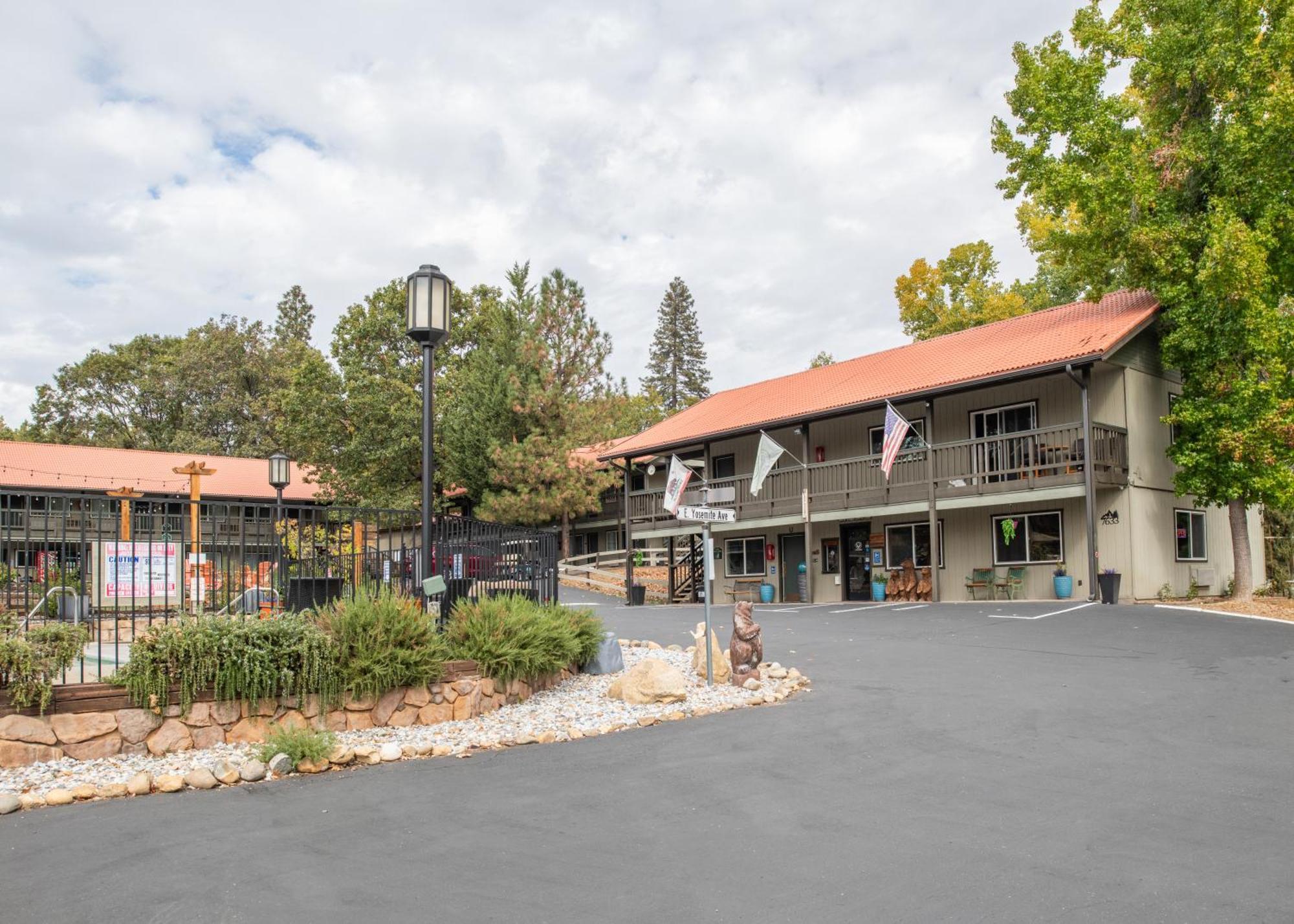 Yosemite Westgate Lodge Groveland Ngoại thất bức ảnh